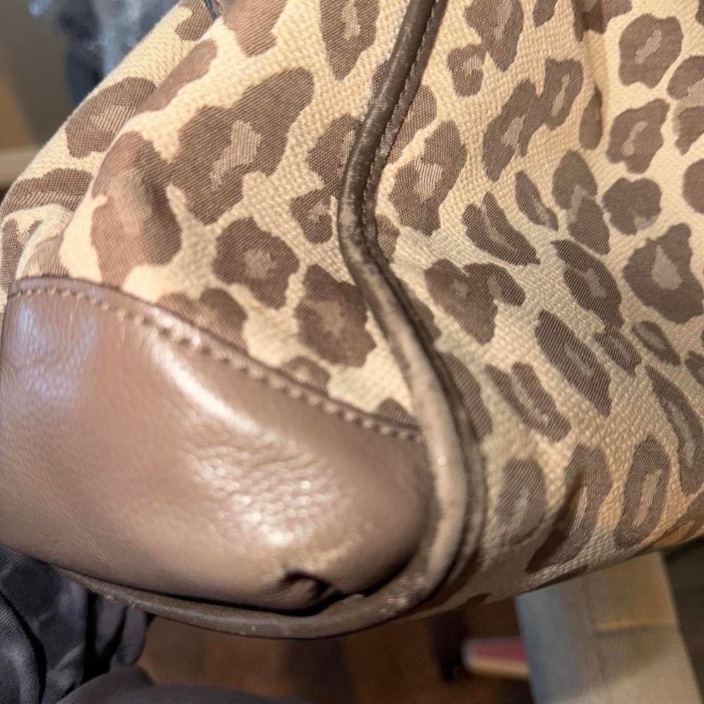 Y2K Coach brown multi/ brown leopard print shoulder bag Super cute! - Picture 8 of 8